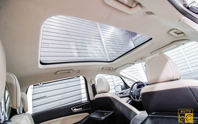 Ford S-Max cena 58999 przebieg: 239000, rok produkcji 2017 z Kielce małe 742